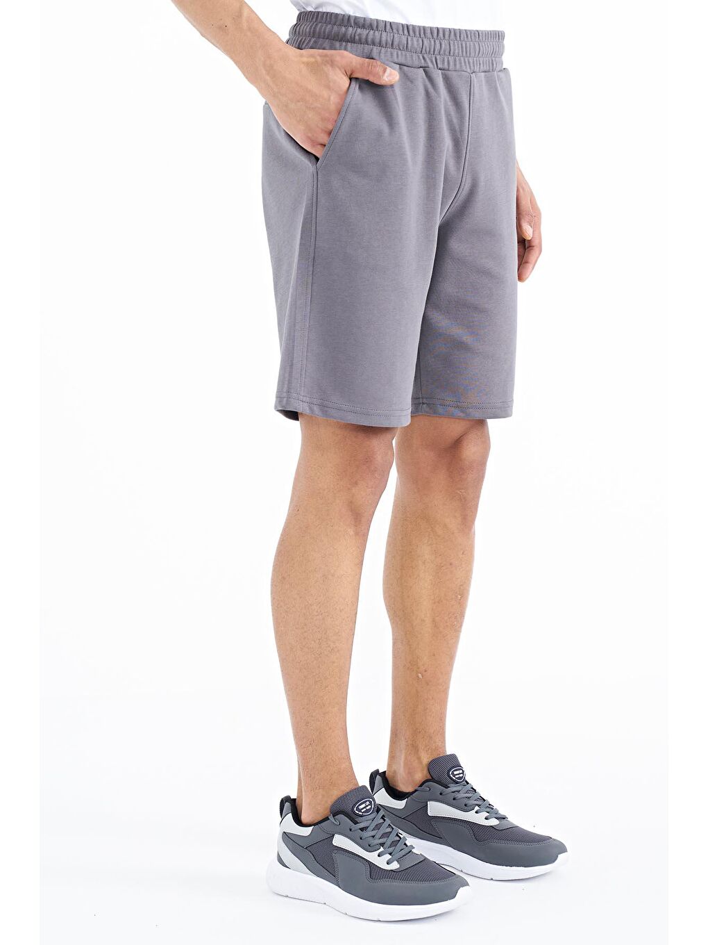 Evan Koyu Gri Standart Kalıp Erkek Şort - 81240-4