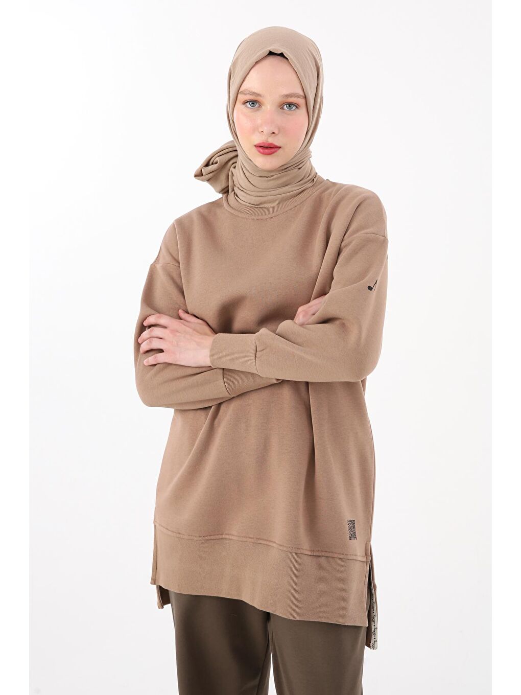 Bej Vizon Baskılı Yanları Yırtmaçlı Şardonlu Sweat Tunik