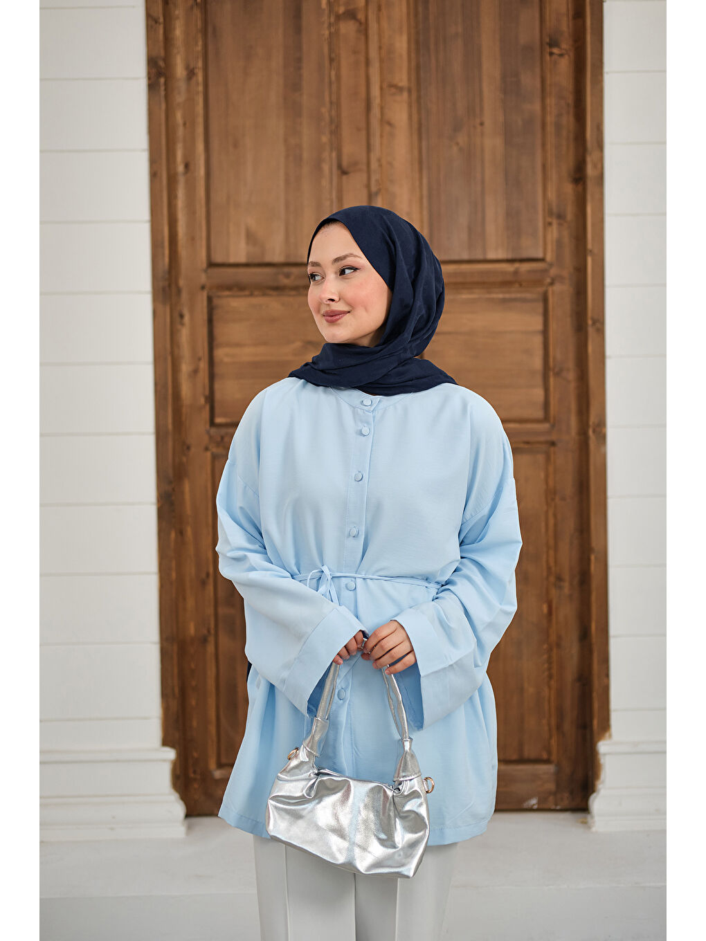 Kadın Duble Kol Yırtmaçlı Gömlek Açık Mavi-4