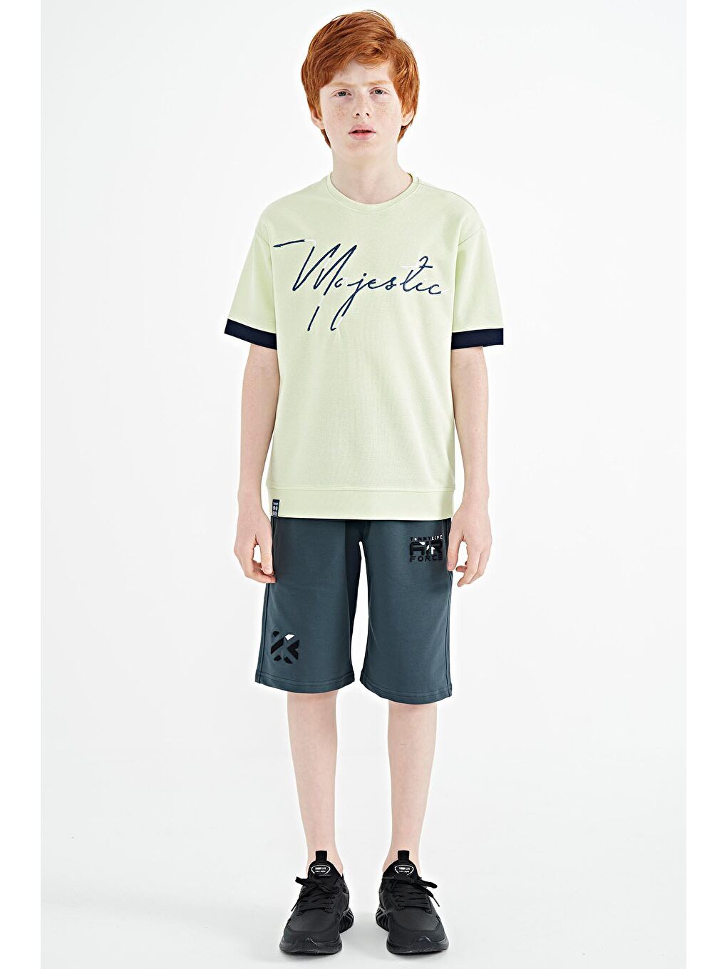 TOMMYLIFE Açık Yeşil Ön Yazı Nakışlı O Yaka Oversize Erkek Çocuk T-Shirt - 11147 - 1