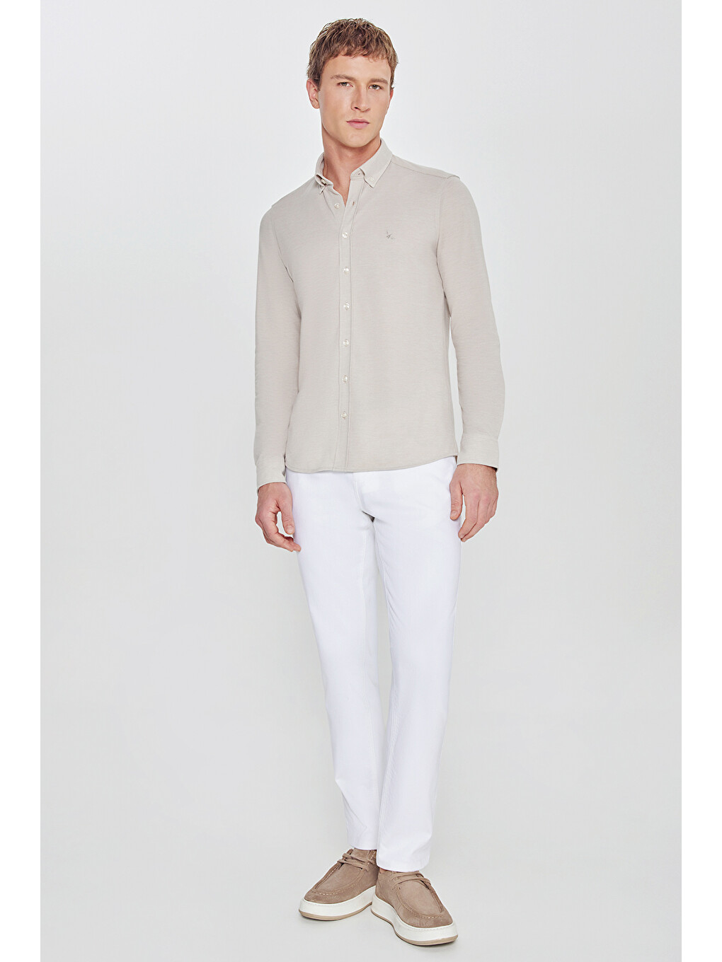 Erkek Bej 360 Her Yöne Esneyen Pamuklu Tailored Slim Fit Dar Kesim Düğmeli Yaka Örme Gömlek-1