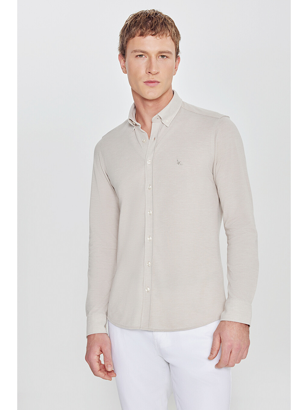 Erkek Bej 360 Her Yöne Esneyen Pamuklu Tailored Slim Fit Dar Kesim Düğmeli Yaka Örme Gömlek-2