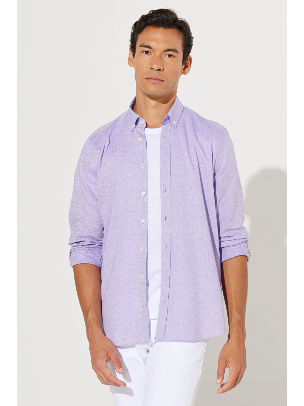 Erkek Lila Slim Fit Dar Kesim Düğmeli Yaka Pamuklu Armürlü Keten Gömlek-2