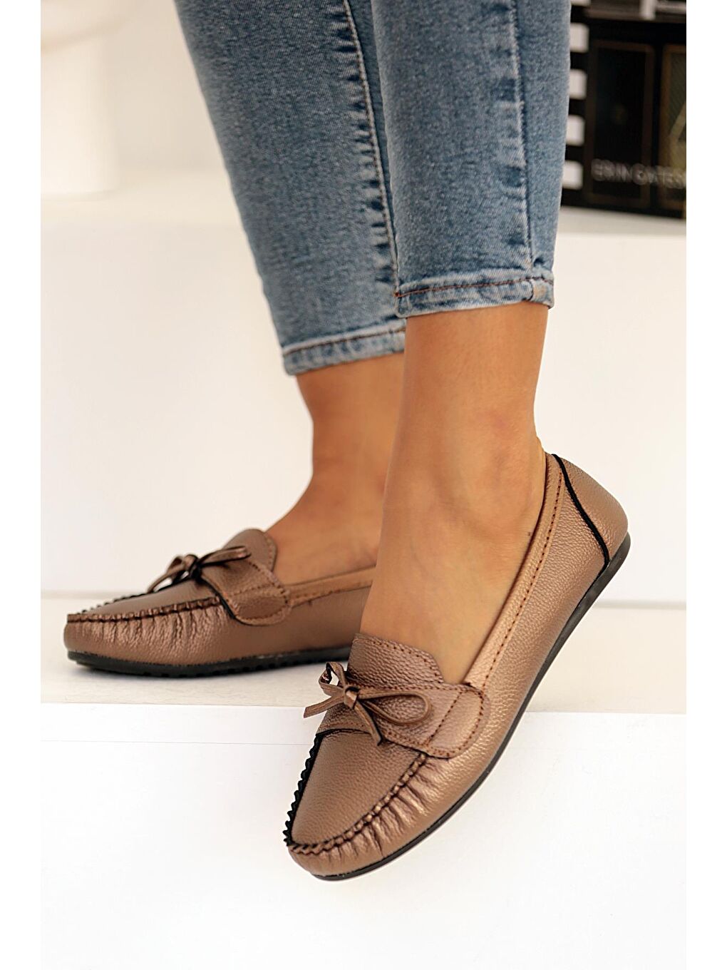 Turuncu Fiyonklu Rahat Kalıp Moda Kadın Babet 001-178-22