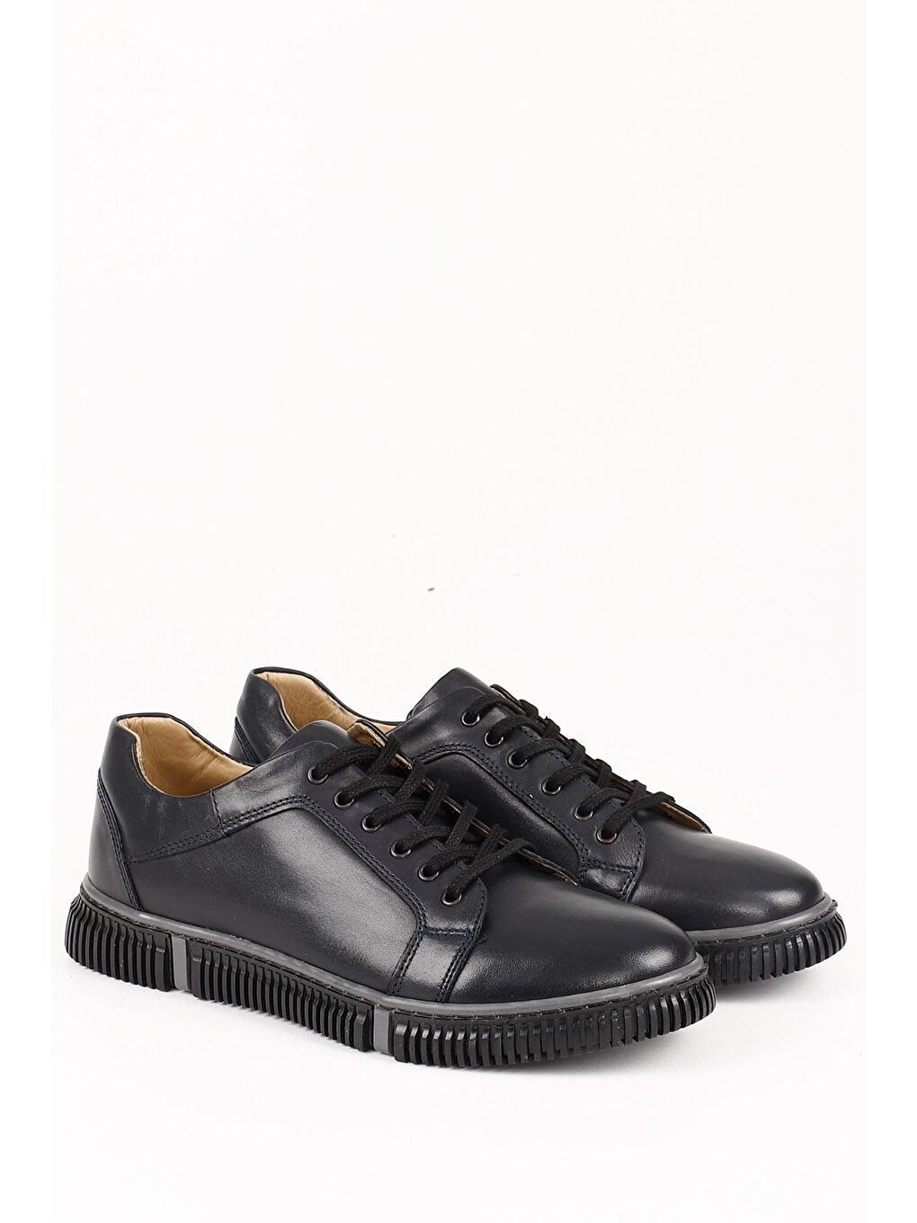 Lacivert Hakiki Deri Yuvarlak Burun Bağcıklı Günlük Erkek Sneaker 01382-1