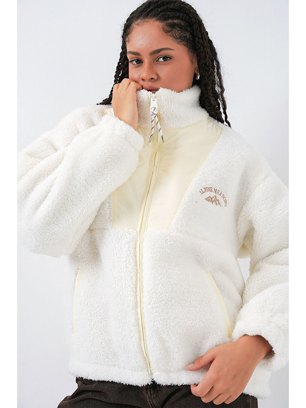 5194 Fermuarlı Pelüş Ceket   Ekru