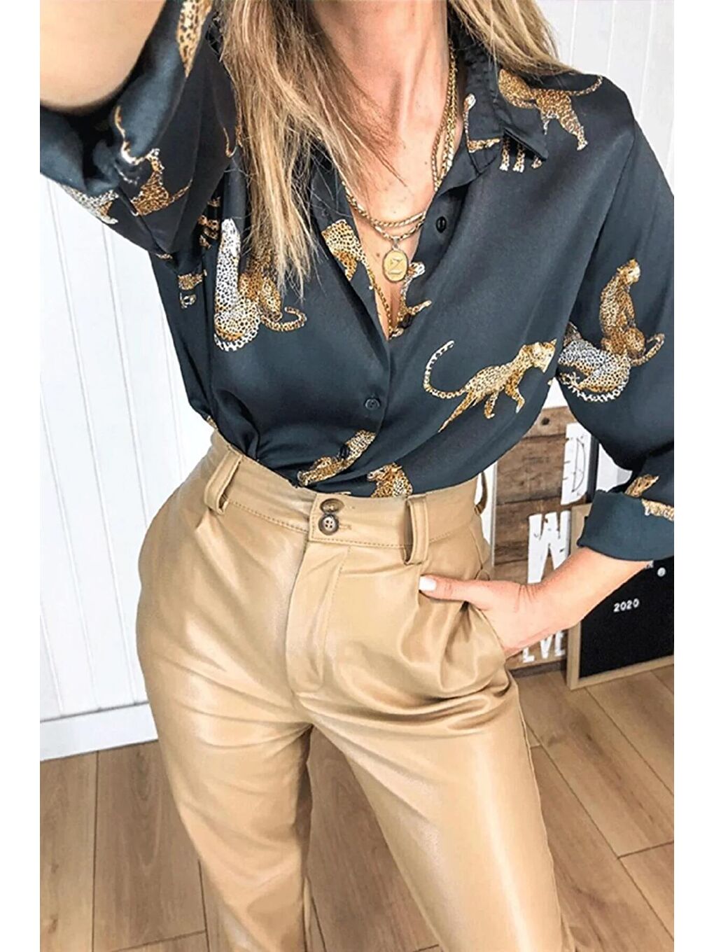 Madmext Leoparlı Siyah Saten Gömlek MG187