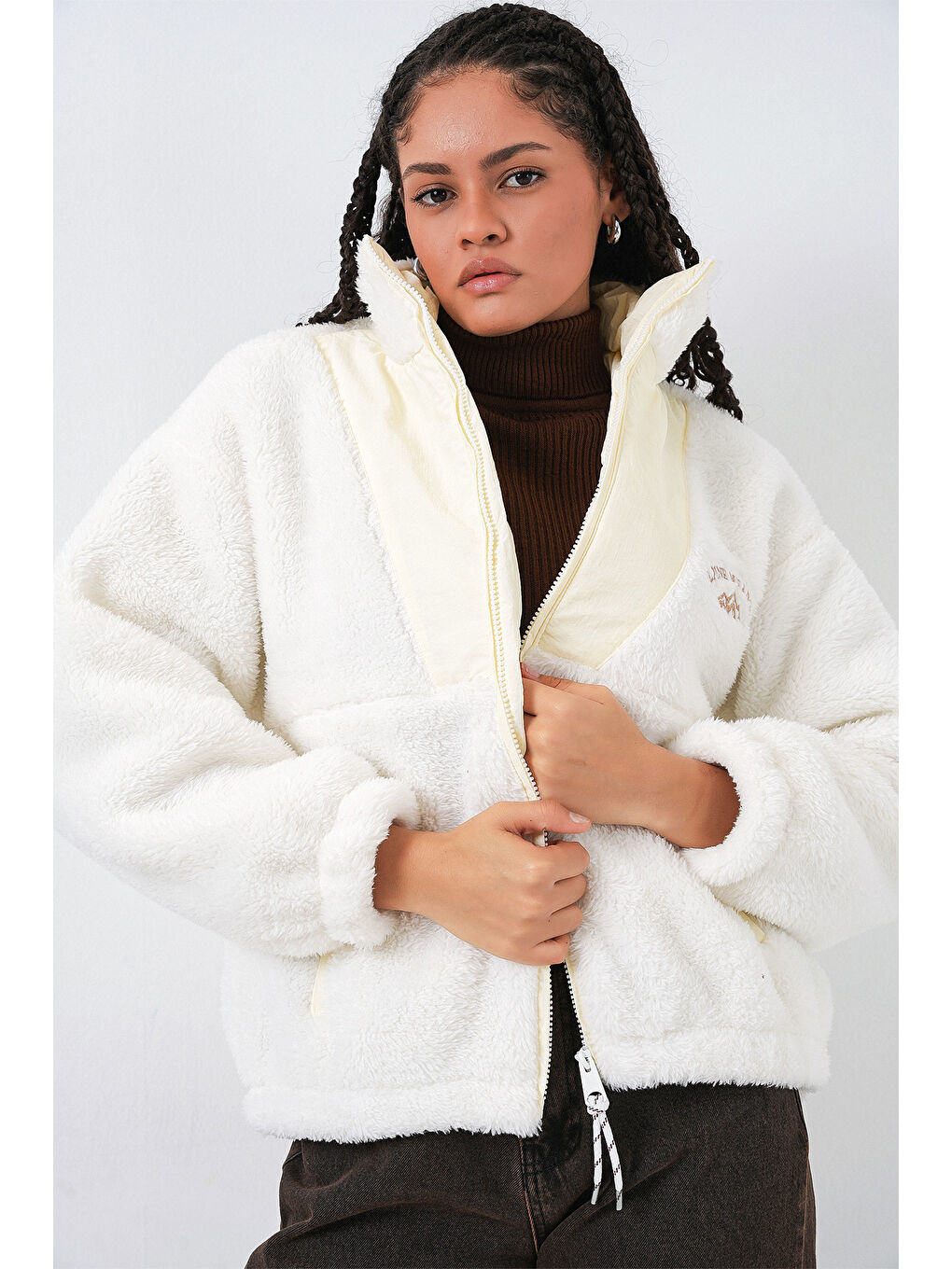 5194 Fermuarlı Pelüş Ceket   Ekru-4