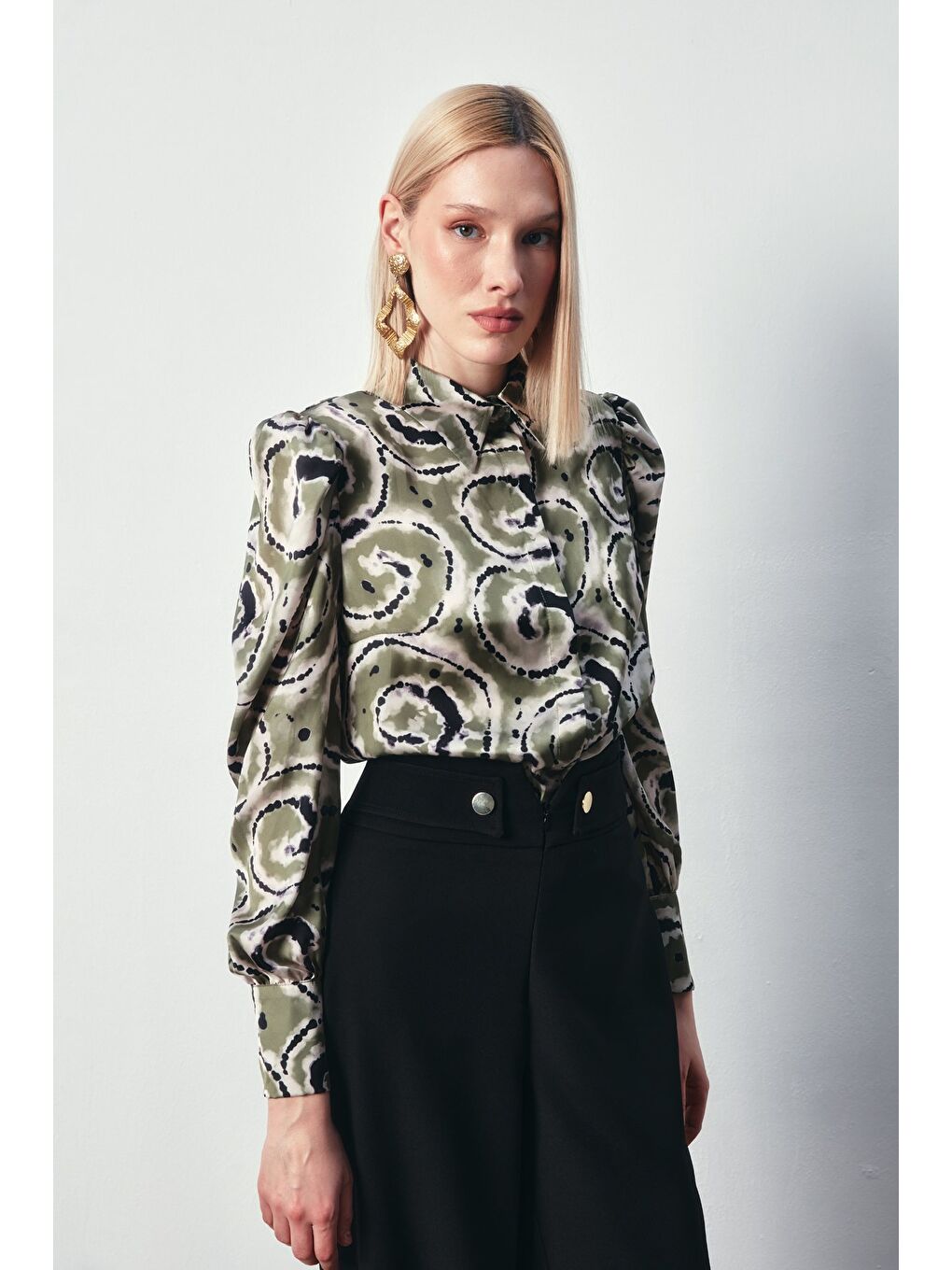 Balon Kol Desenli Gömlek - Yeşil-1