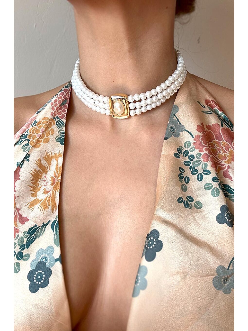 Sarı 3 Sıralı İnci Vip Choker Kolye-8