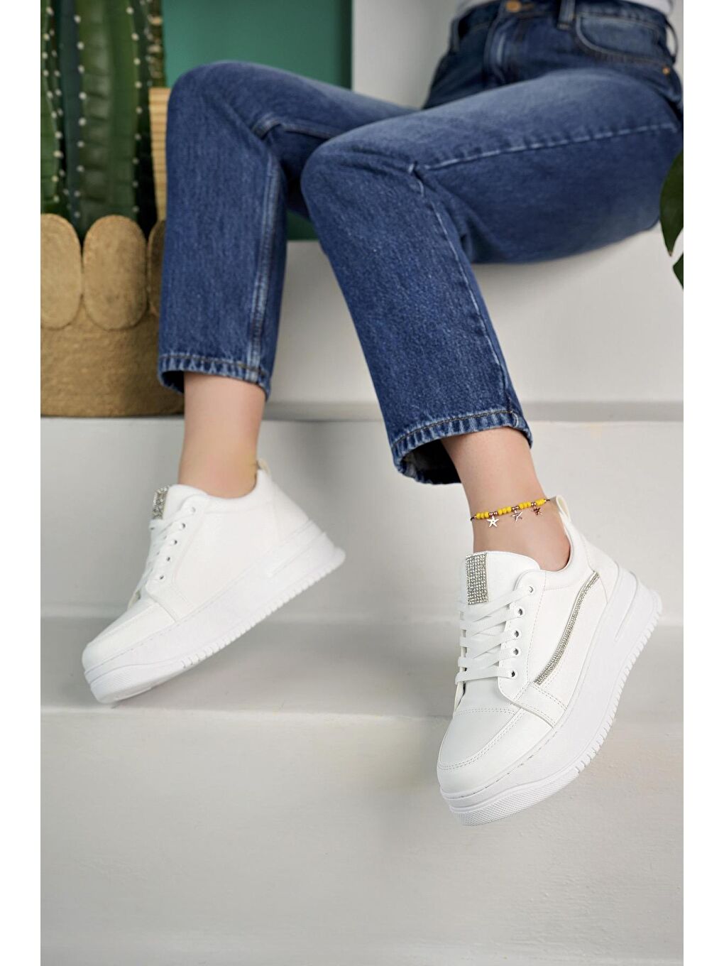 Beyaz Malavi Garantili Günlük Rahat Kalın Taban Bağcıklı Taşlı Kadın Sneaker Spor Ayakkabı-1