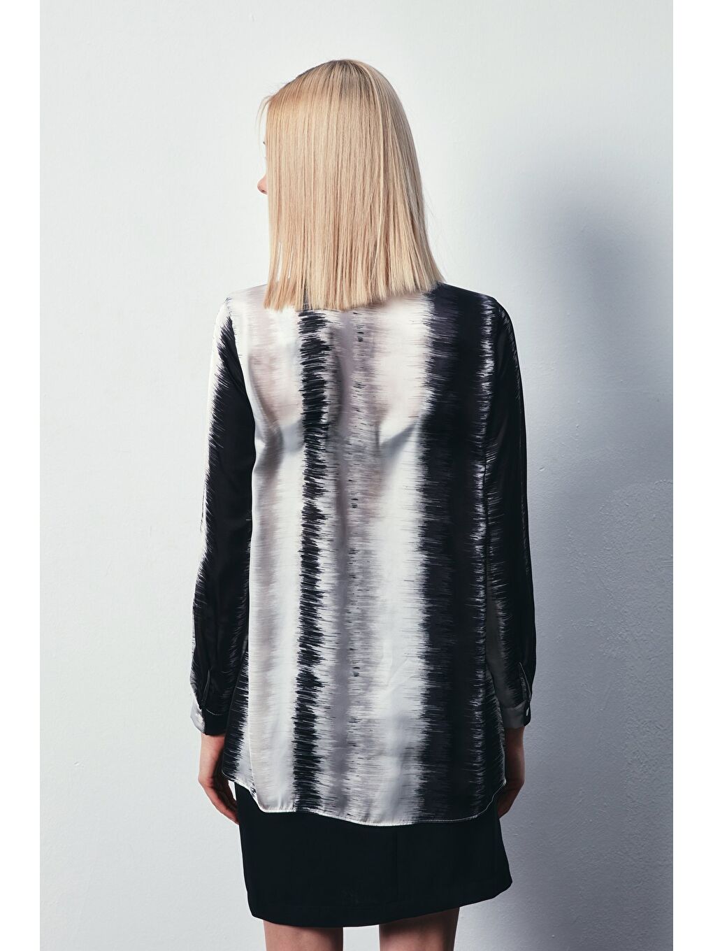 Desenli Düz Gömlek - Siyah-7