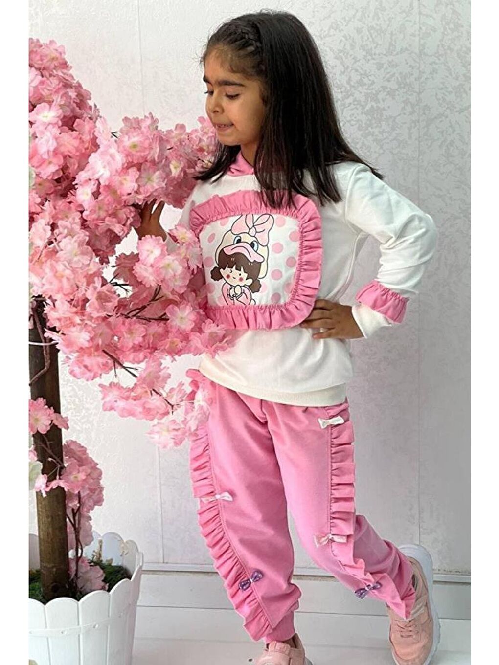 Kız Çocuk Ördek Baskılı Fırfır Detaylı Kapuşonlu Pembe Eşofman Takım-3