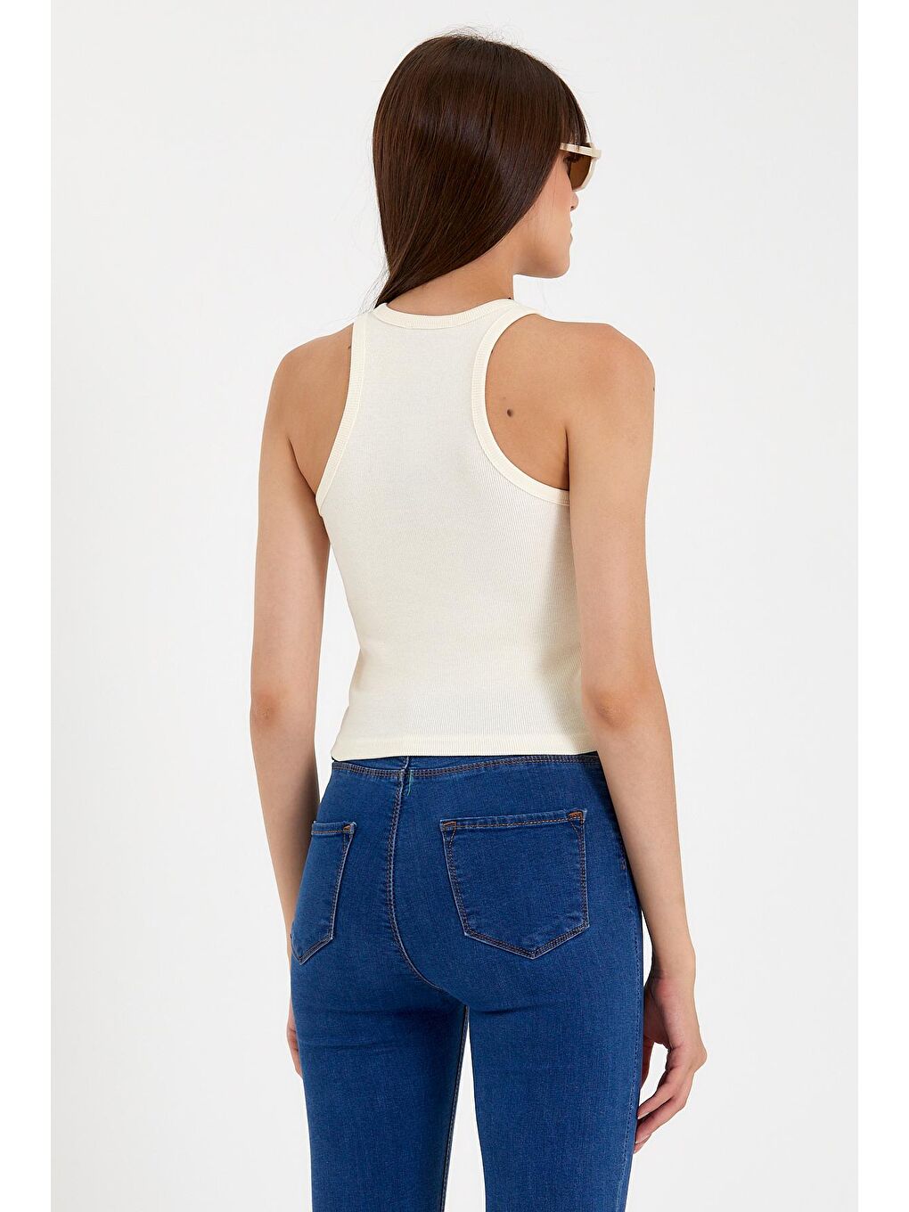 Ekru Kadın Crop Örme Arkası Yüksek Yaka Slim Fit Atlet-Tişort SPR21Y11-2