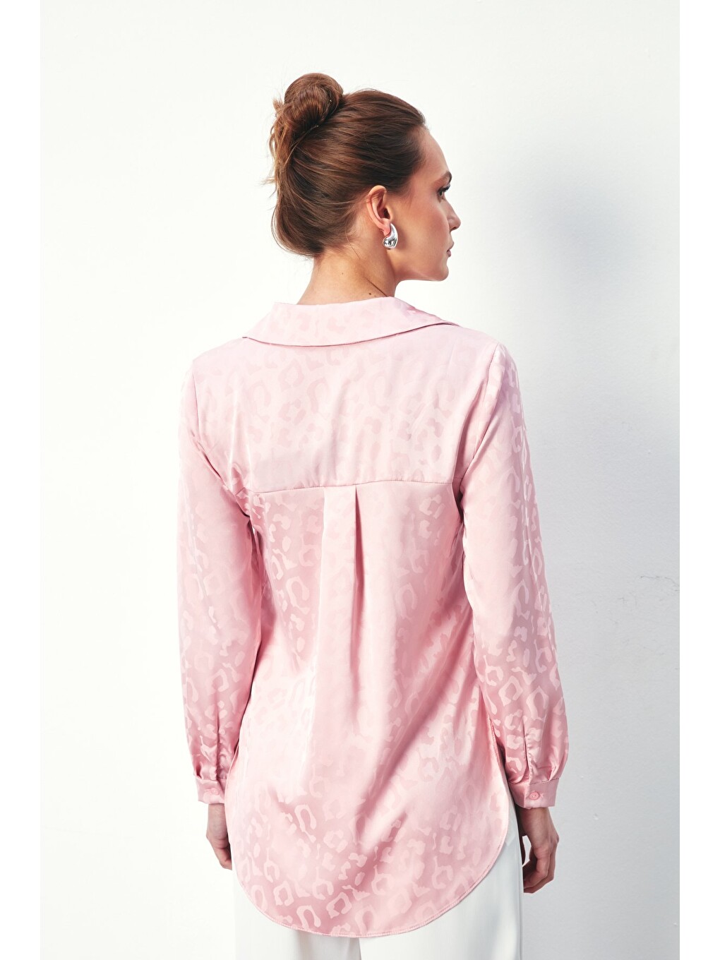 Pembe Desenli Saten Gömlek - Pudra-7