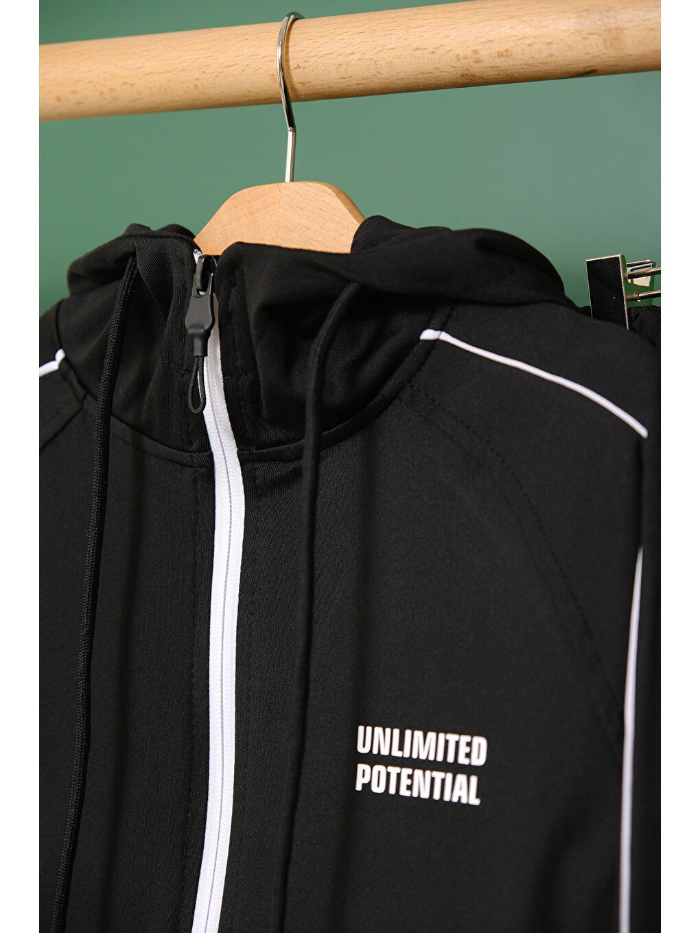 Siyah Unlimited Potential Dalgıç Kumaş Unisex Çocuk Eşofman Takımı ESF.1725-7