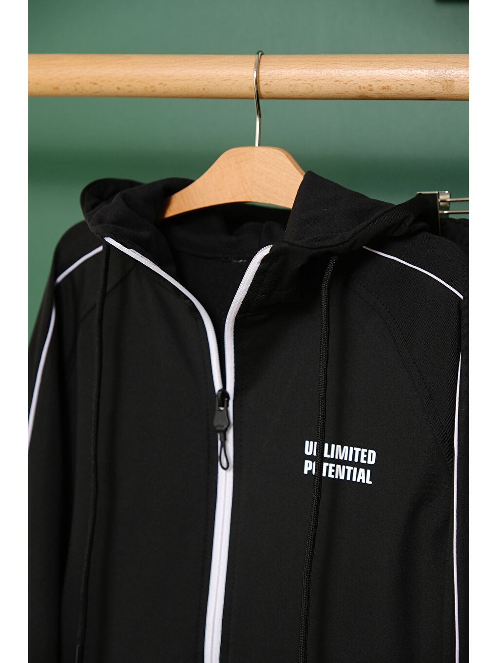 Siyah Unlimited Potential Dalgıç Kumaş Unisex Çocuk Eşofman Takımı ESF.1725-9