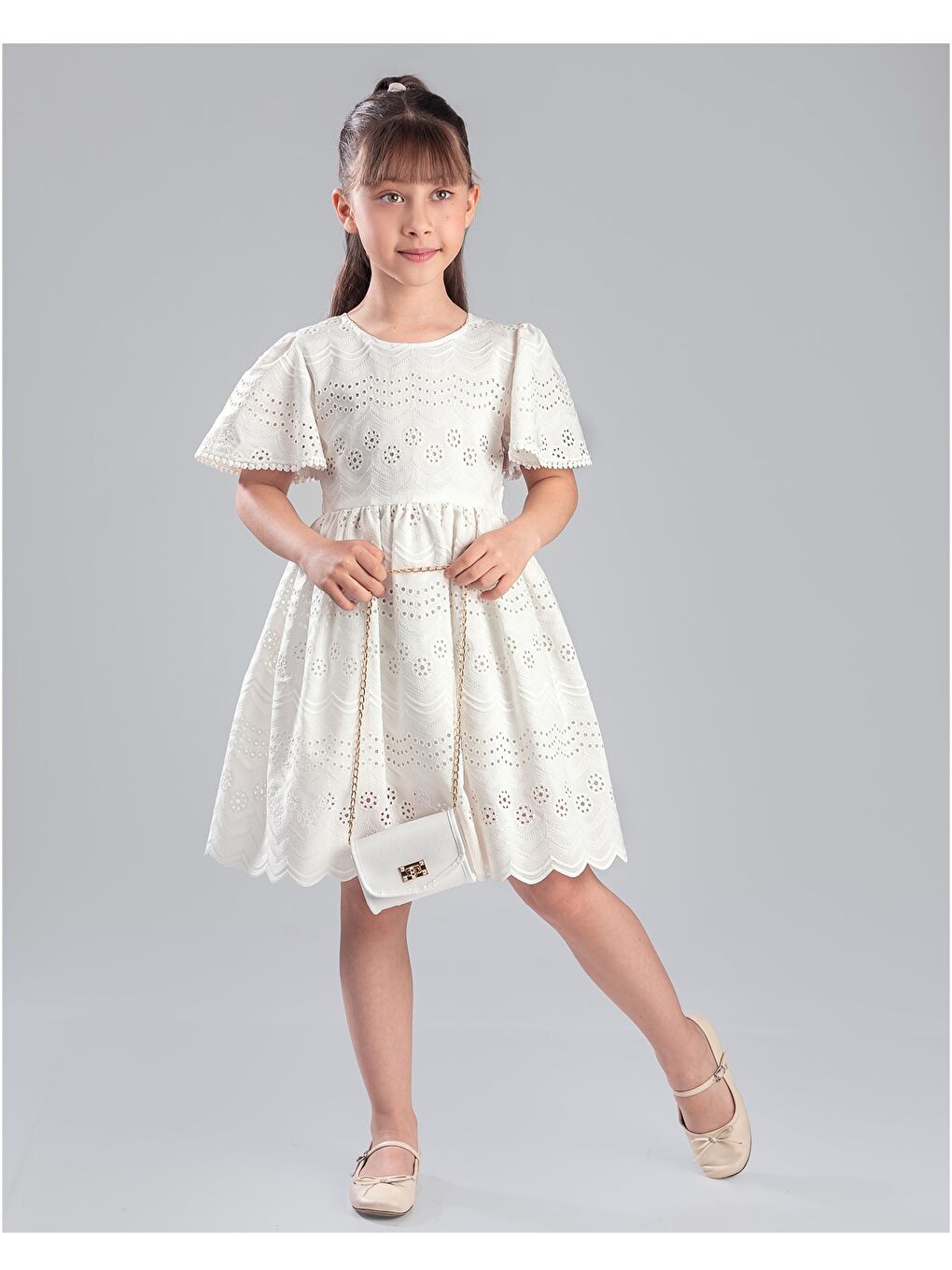 Beyaz Kız Çocuk Çantalı Brode Elbise-1