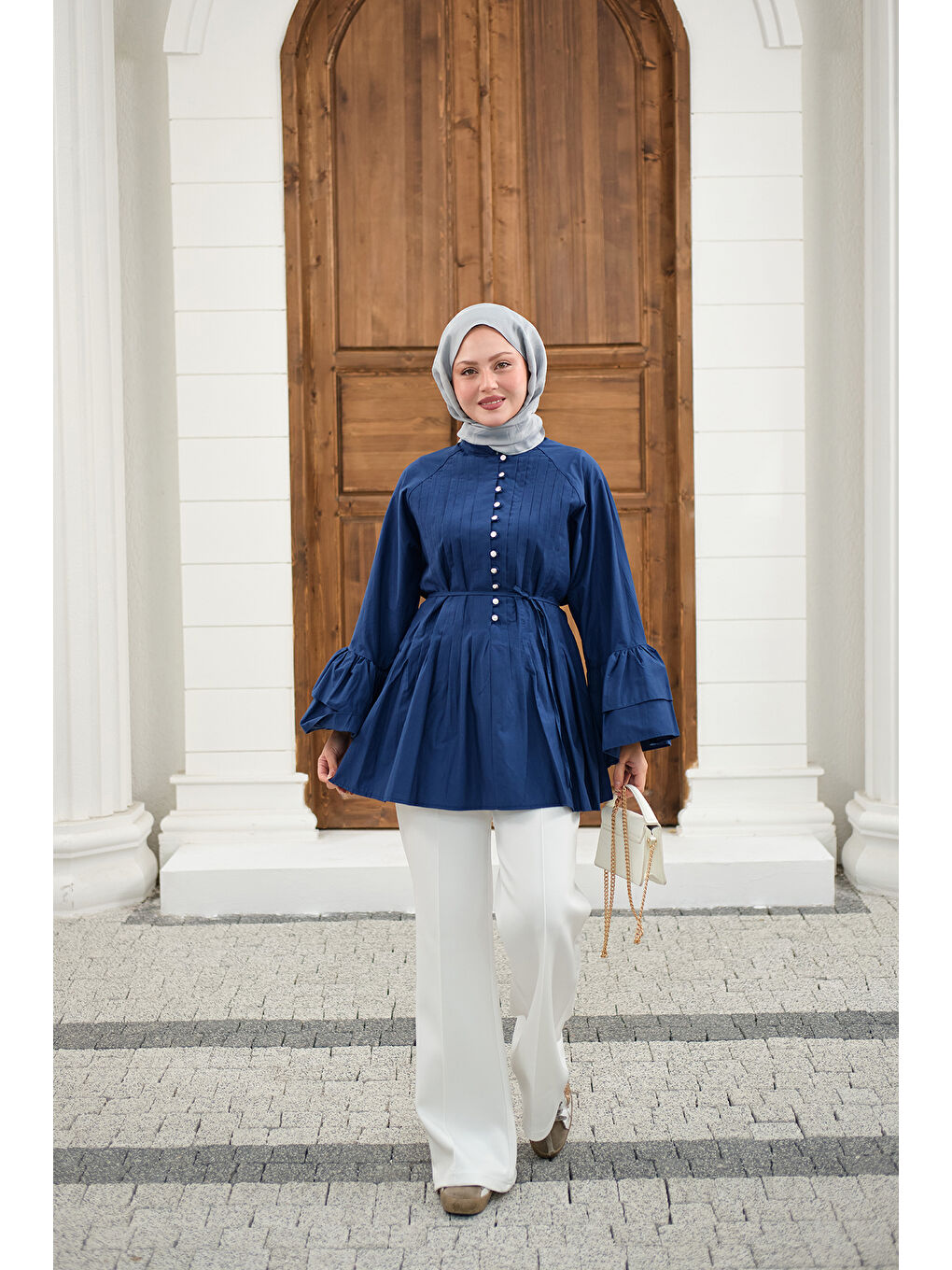 Kadın Önü Brit Düğme Detay Nervurlu Bel Bağlamalı Gömlek Lacivert-4