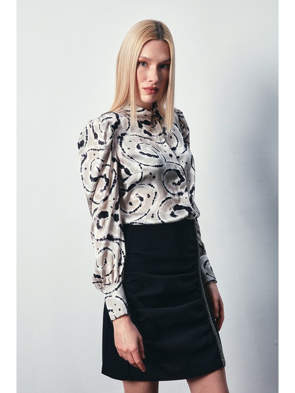 Bej Balon Kol Desenli Gömlek - Taş-3