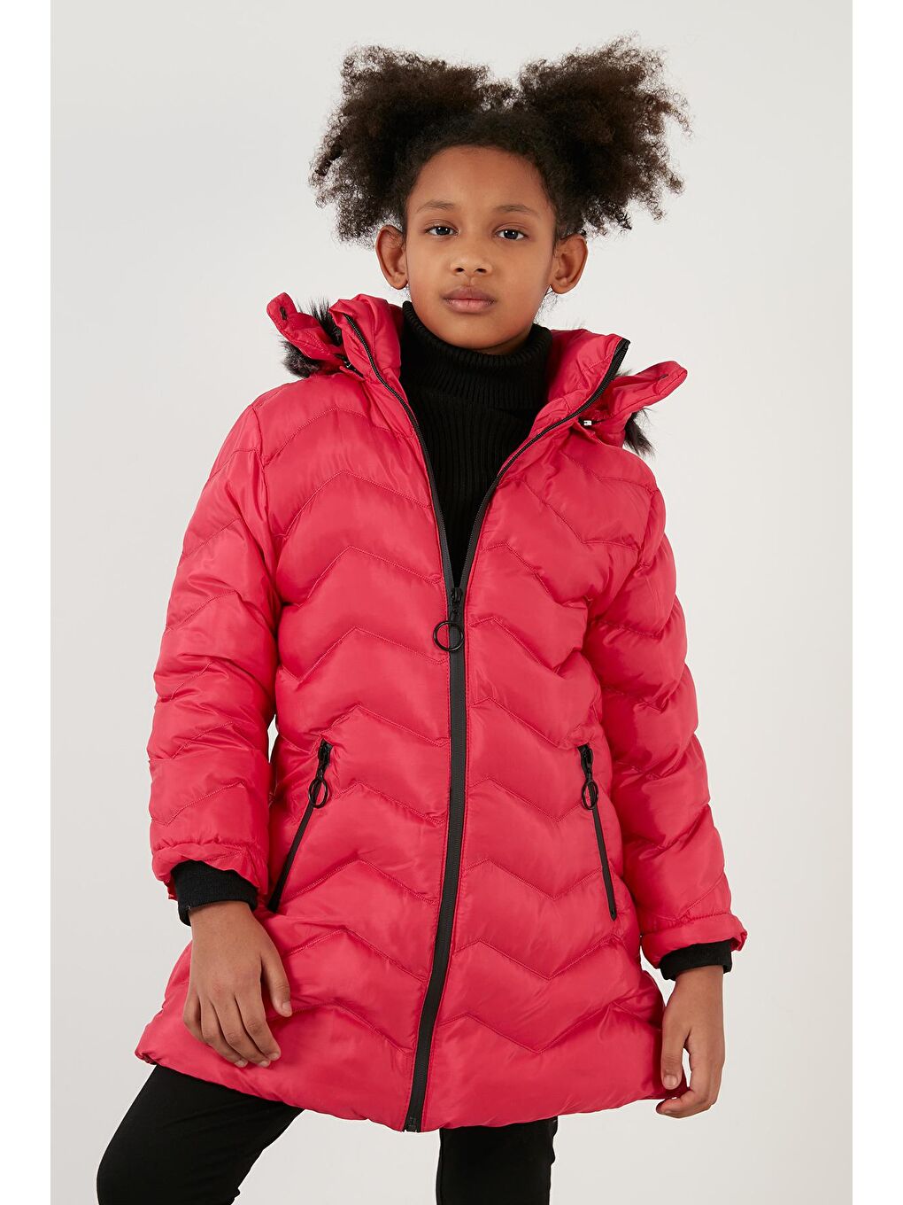 Pembe Peluş Astarlı Yakası Suni Kürklü Çıkarılabilir Kapüşonlu Kışlık Mont 5766041-1