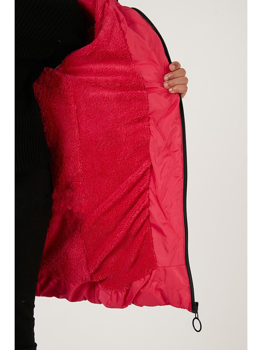 Pembe Peluş Astarlı Yakası Suni Kürklü Çıkarılabilir Kapüşonlu Kışlık Mont 5766041-3