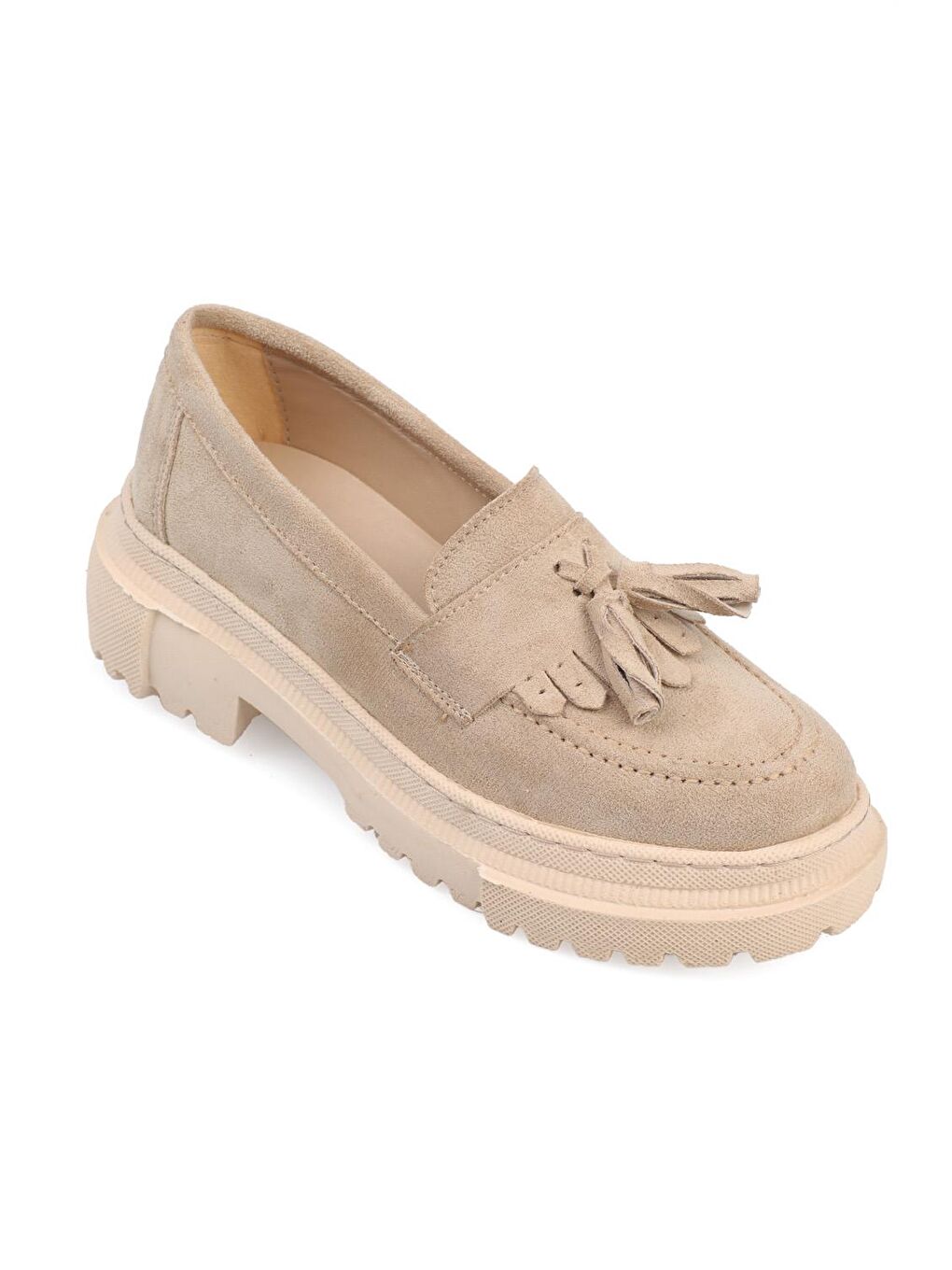 Bej Oval Burunlu Püsküllü Trak Tabanlı Süet Kadın Loafer-4