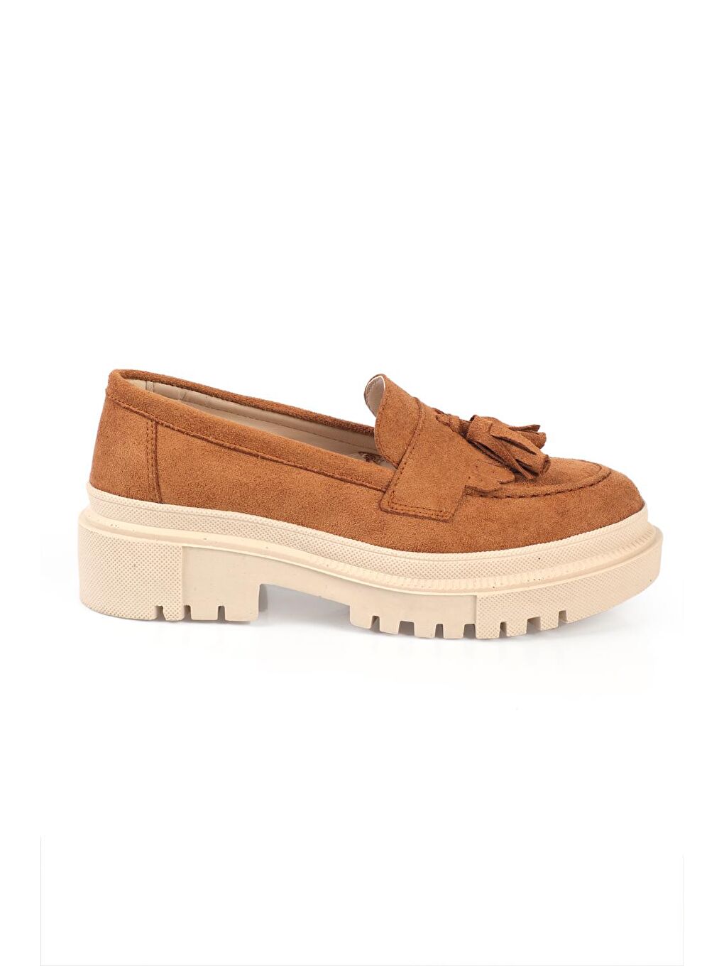 Bej Oval Burunlu Püsküllü Trak Tabanlı Süet Kadın Loafer-4