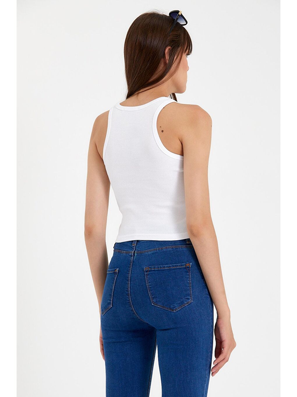 Beyaz Kadın Crop Örme Arkası Yüksek Yaka Slim Fit Atlet-Tişort SPR21Y11-4