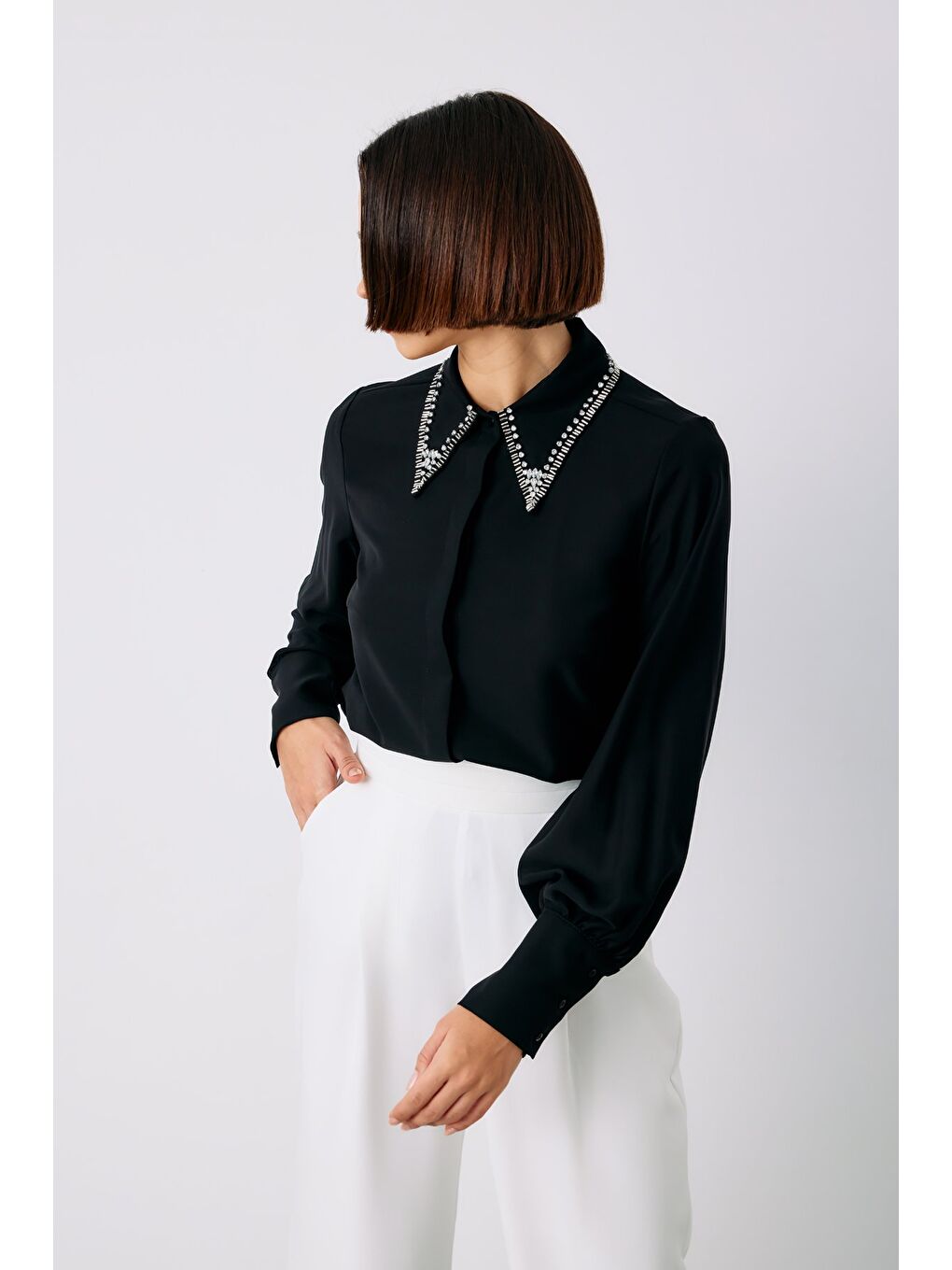 Yaka İşlemeli Gömlek - Siyah-6