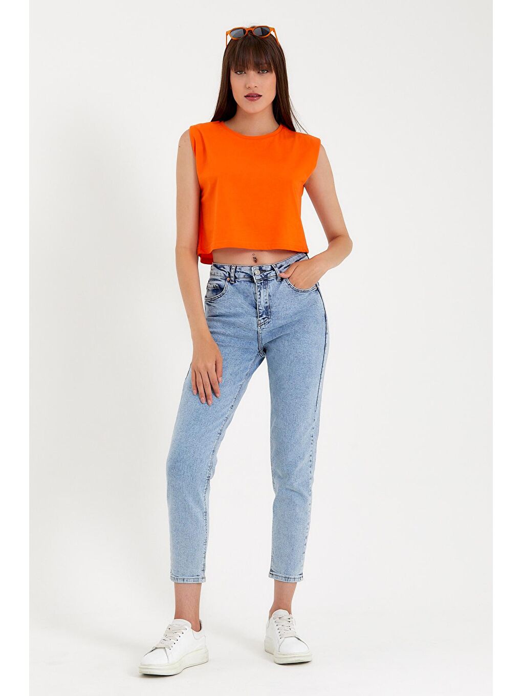 Süperlife Turuncu Kadın Regular Fit Crop Tişort SPR22TSK128 - 1