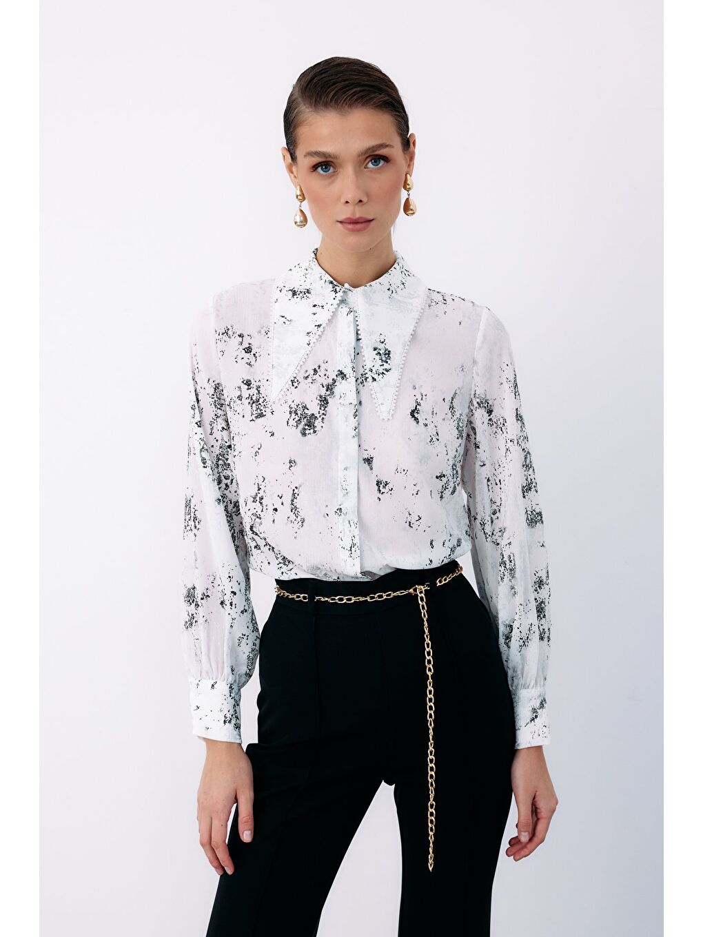 Geniş İnci Yakalı Gömlek - Ekru-Gümüş-2