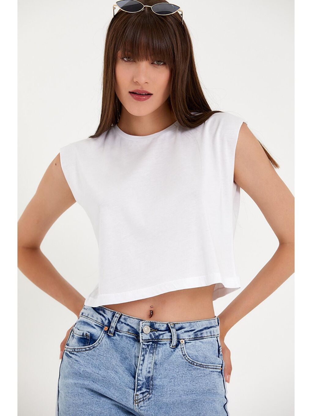 Süperlife Beyaz Kadın Regular Fit Crop Tişort SPR22TSK128 - 2