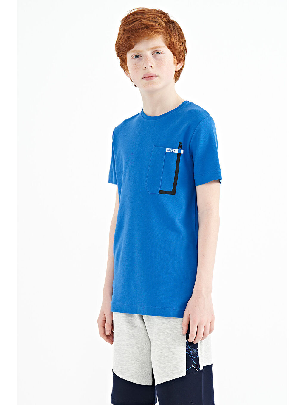 Mavi Saks Cep Detaylı O Yaka Standart Kalıp Erkek Çocuk Tişört - 11120-3