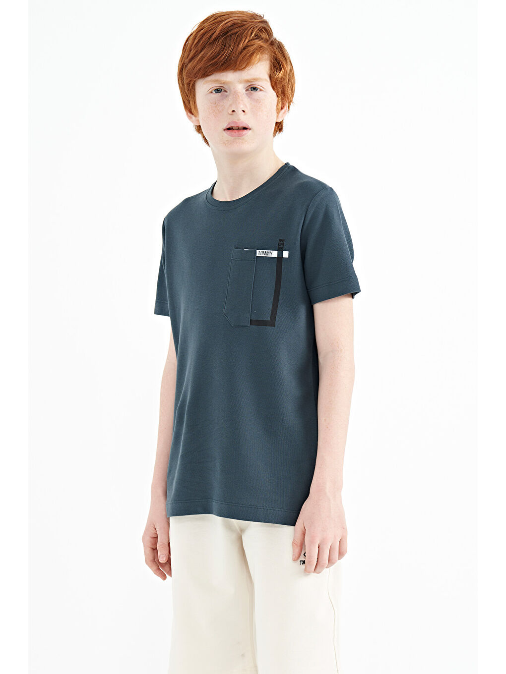 Orman Yeşili Cep Detaylı O Yaka Standart Kalıp Erkek Çocuk Tişört - 11120-3