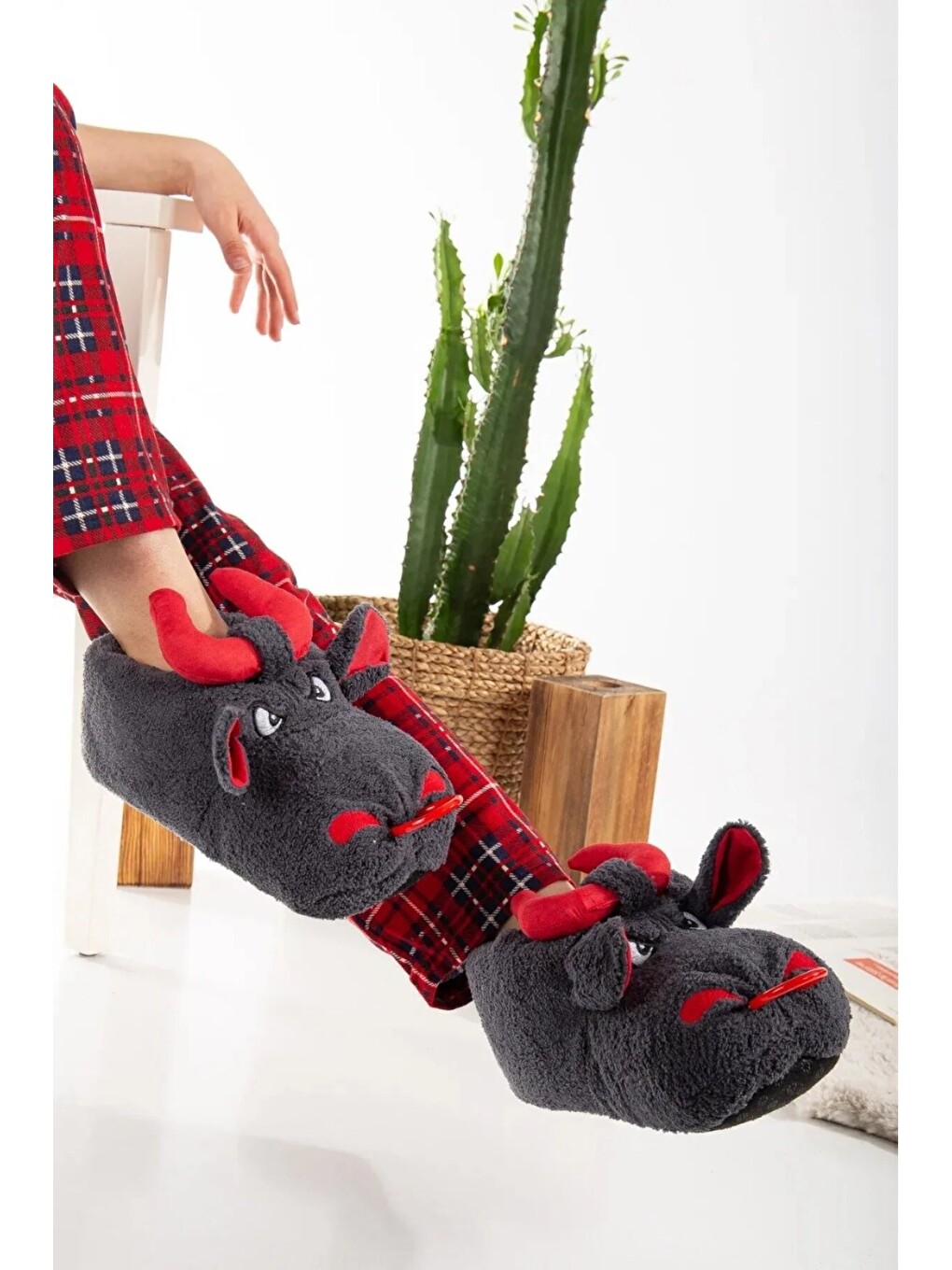 Gri Unisex Hayvanlı Panduf Ev Ayakkabısı Ses Yapmaz Taban-3