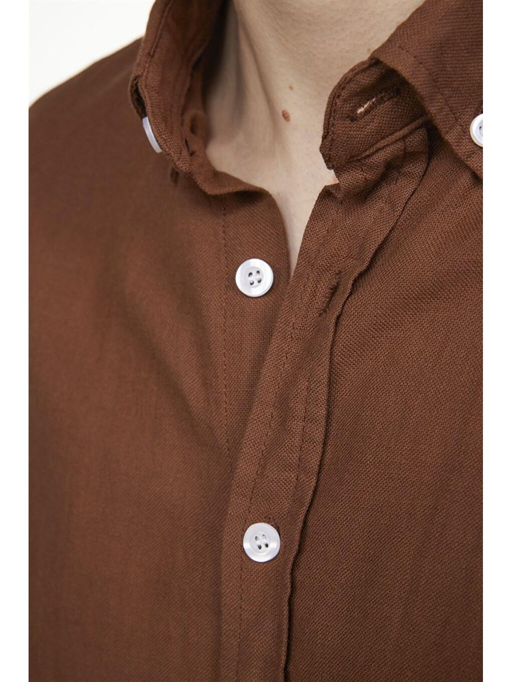 Kahverengi Slim Fit Uzun Kol Biyeli Yaka Düğmeli Keten Erkek Kahve Gömlek-4