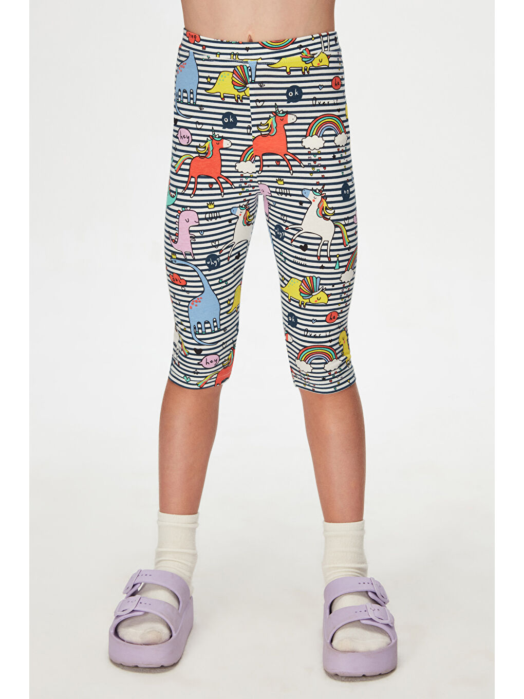 Karışık Kız Çocuk Rainbow  Desen Kapri-1