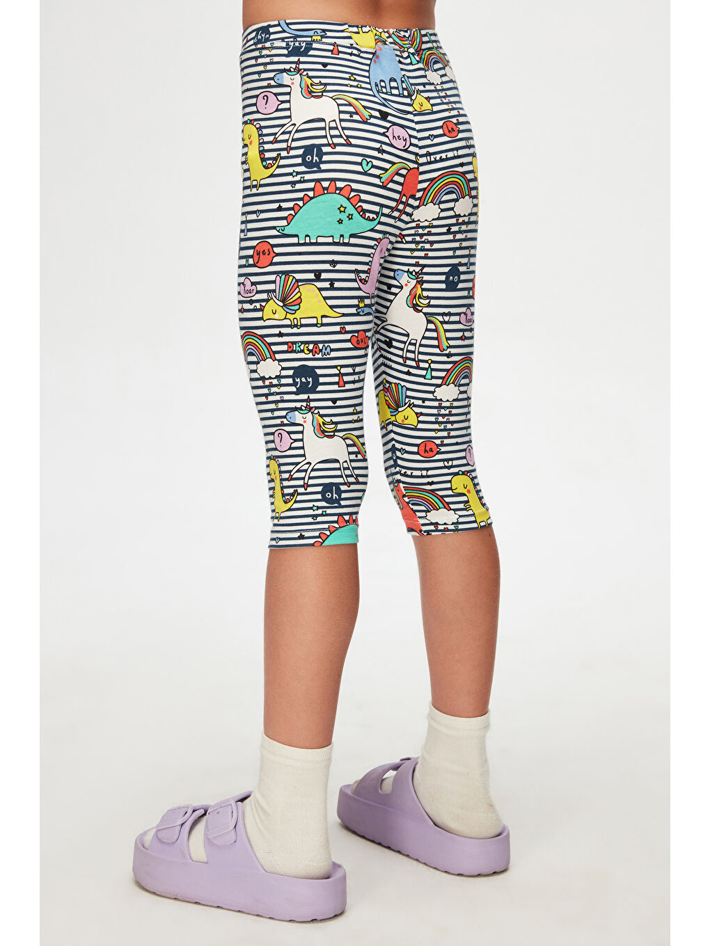 Karışık Kız Çocuk Rainbow  Desen Kapri-3