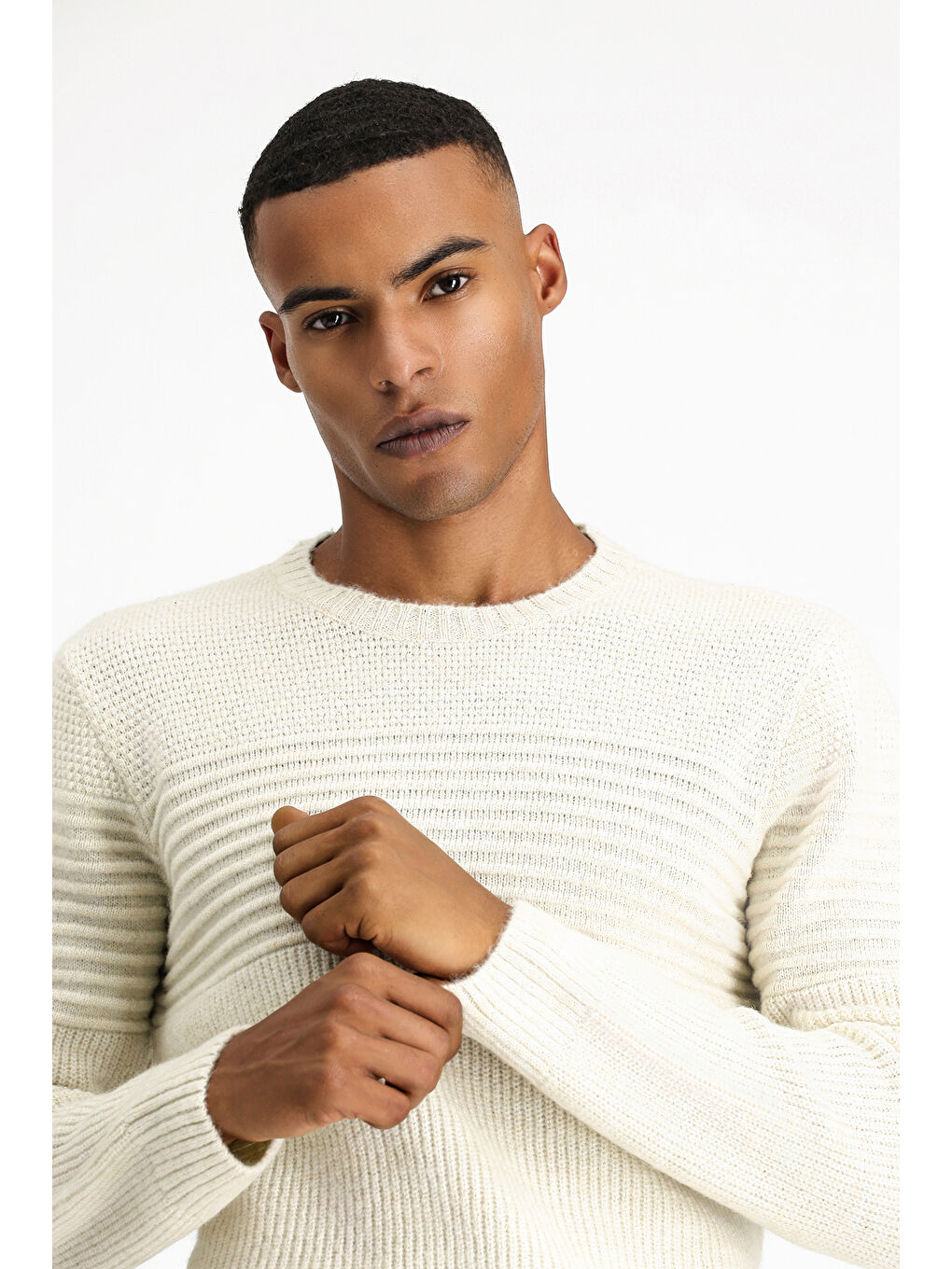 Bej Bisiklet Yaka Regular Fit Çizgili Triko Büyük Beden Kazak-2