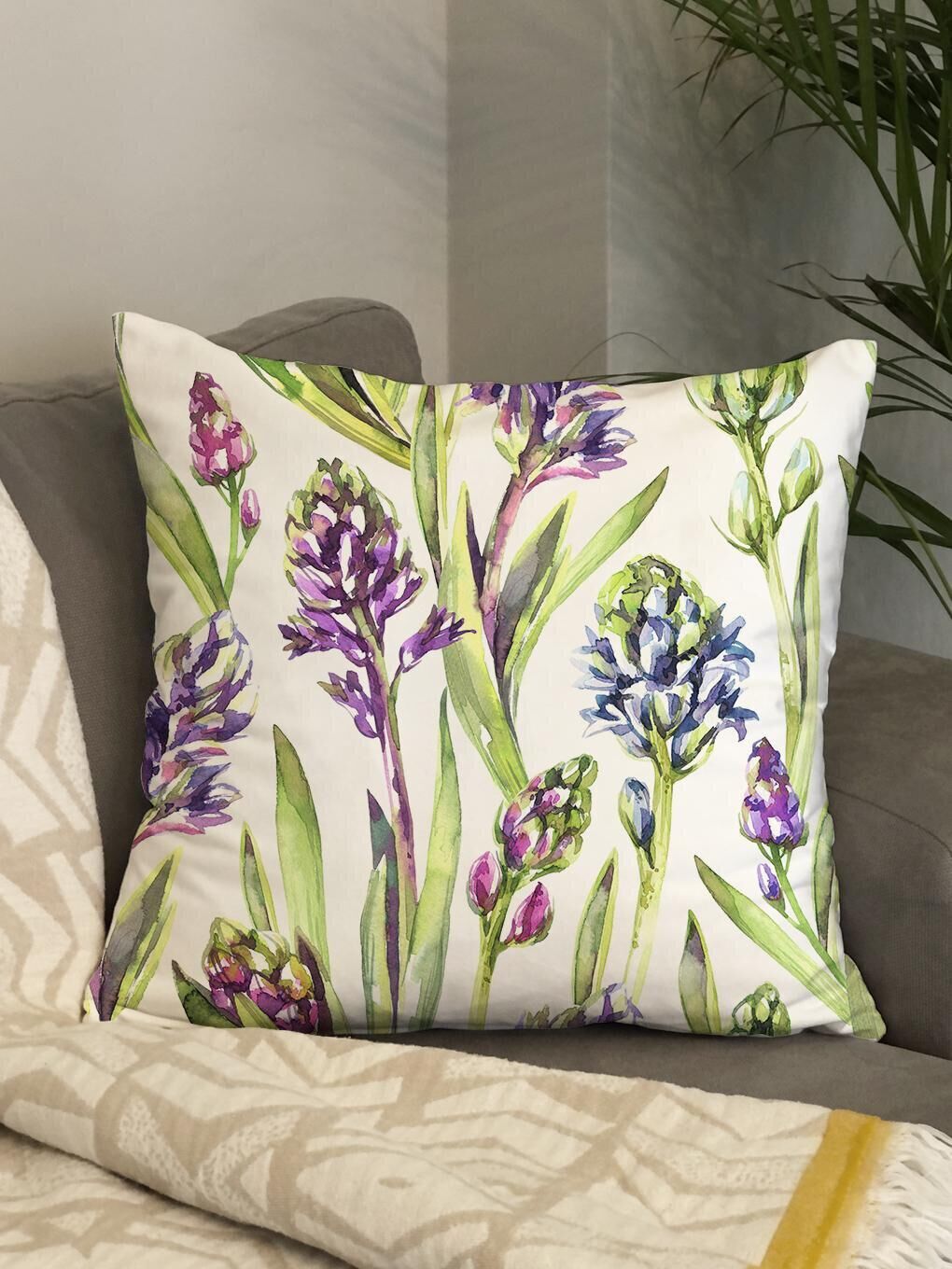 Mor Kadife Doku Çift Taraf Baskılı Bahar Desenleri 43x43 cm Tekli Kırlent Kılıfı-2