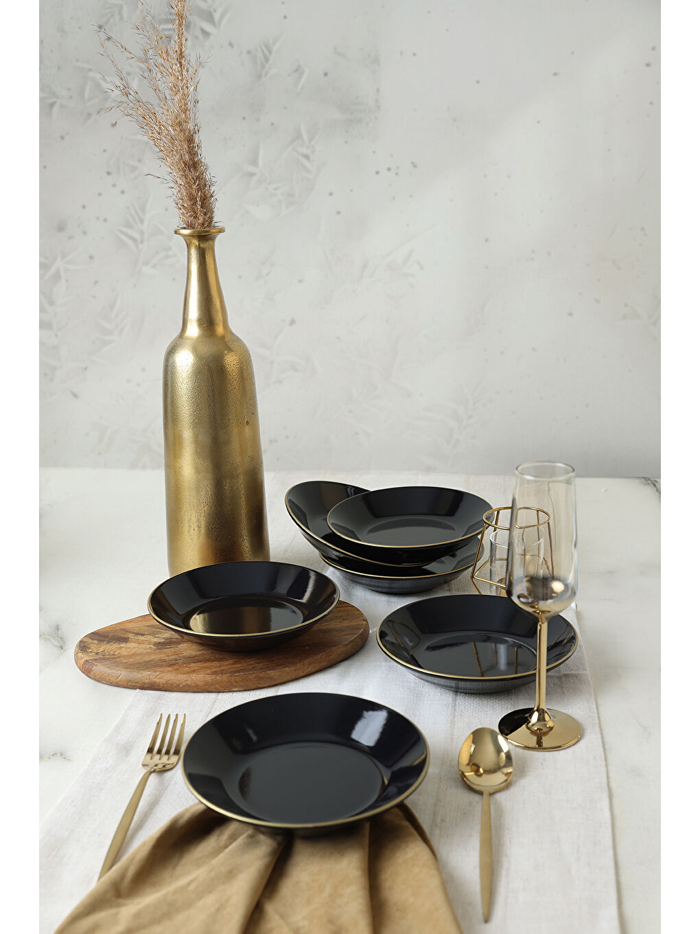 Siyah Gold Bahar Yemek Tabağı 19 Cm 6 Adet-4