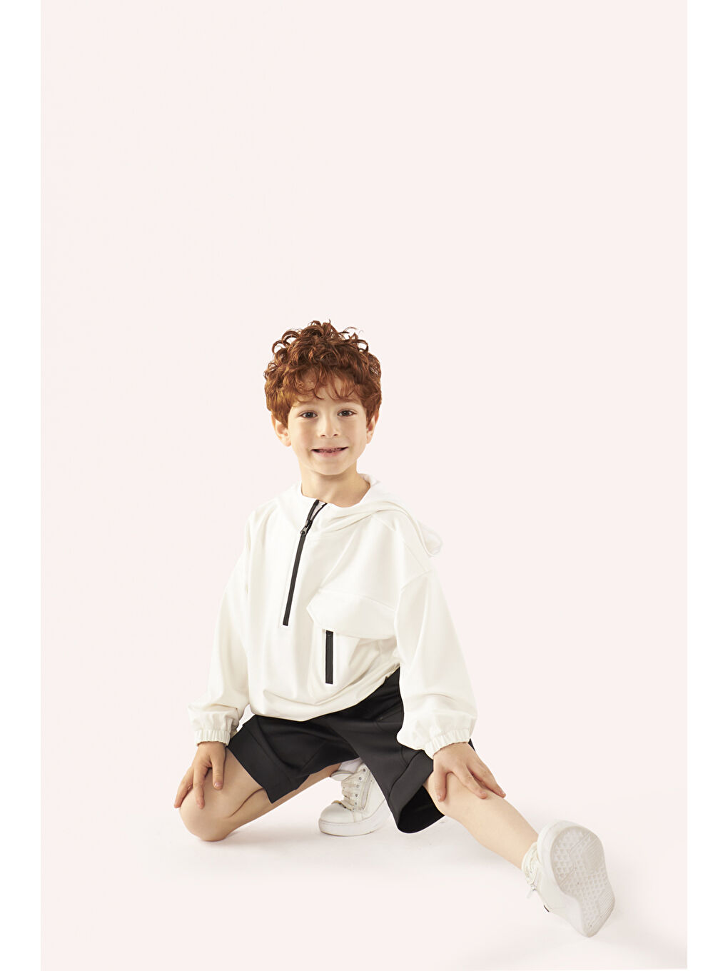 Erkek Çocuk Kapüşonlu Ekru Sweatshirt-1