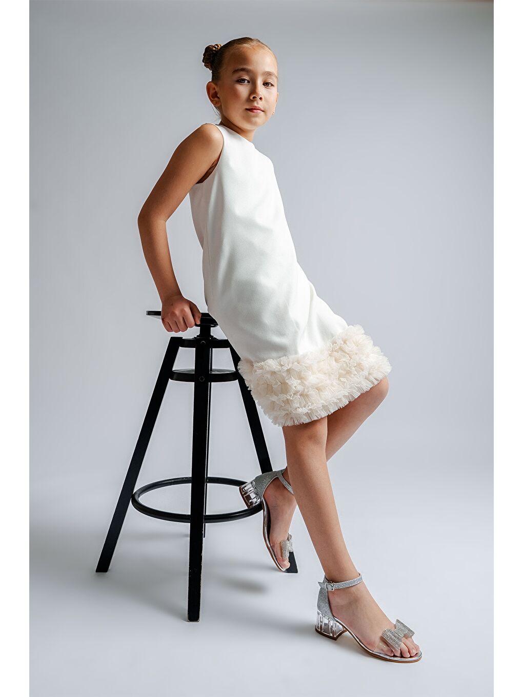 Gri Kız Çocuk Gümüş Şeffaf Taşllı Tasarım Abiye Ayakkabı