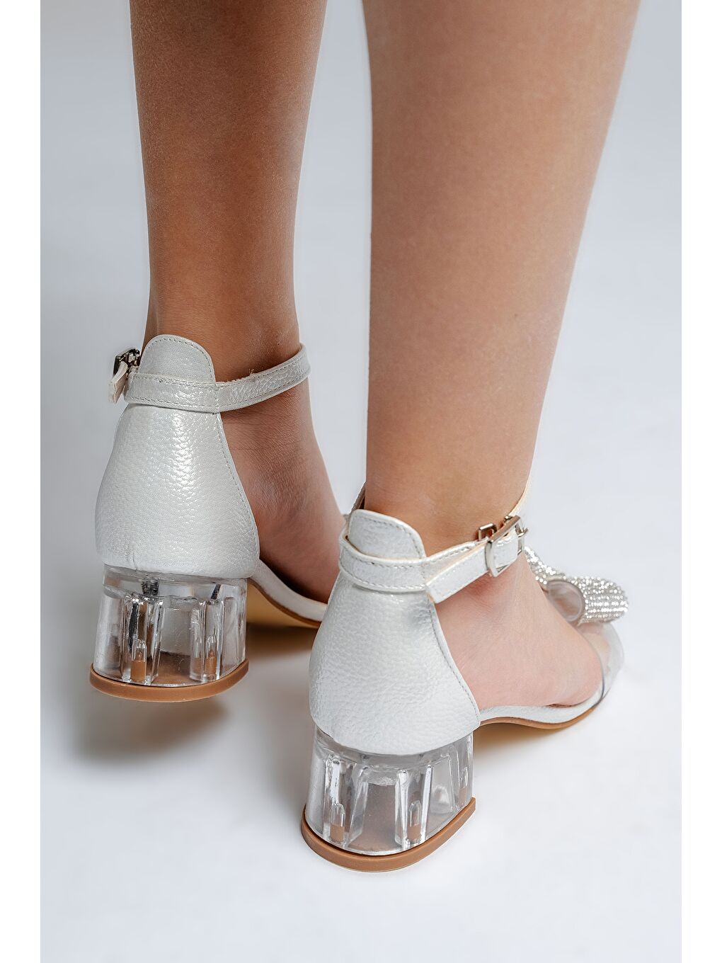 Ekru Kız Çocuk Sedef Şeffaf Taşllı Tasarım Abiye Ayakkabı-3