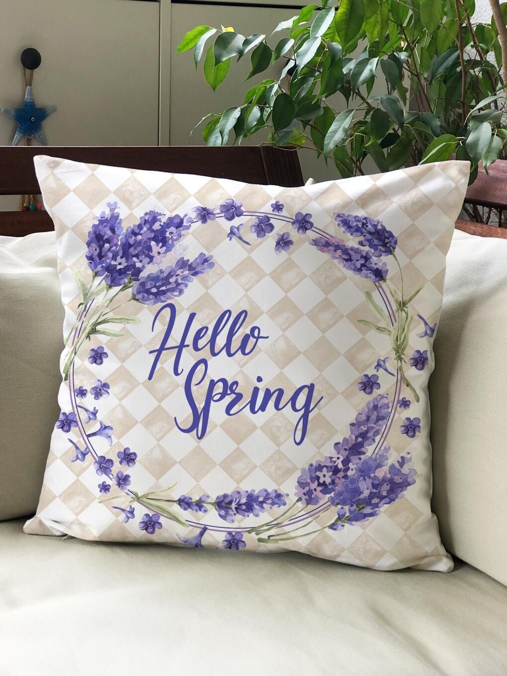 Ekru Kadife Doku Çift Taraf Baskılı Bahar Desenleri 43x43 cm Tekli Kırlent Kılıfı