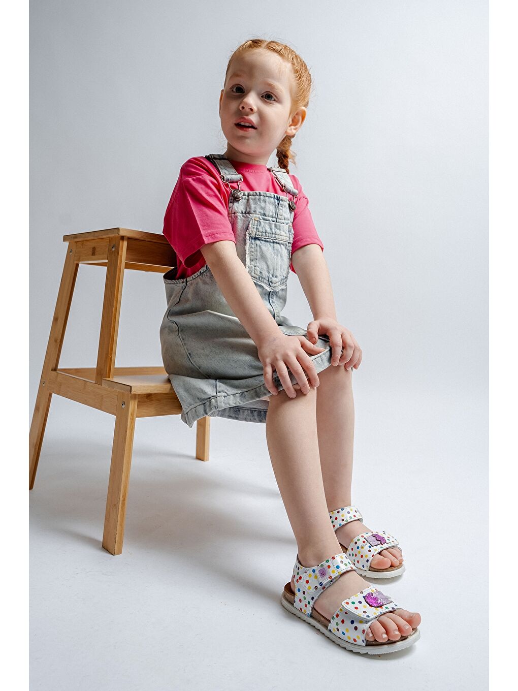 Kız Çocuk Beyaz Hakiki Deri Mantar Tabanlı Günlük Çocuk Sandalet-1