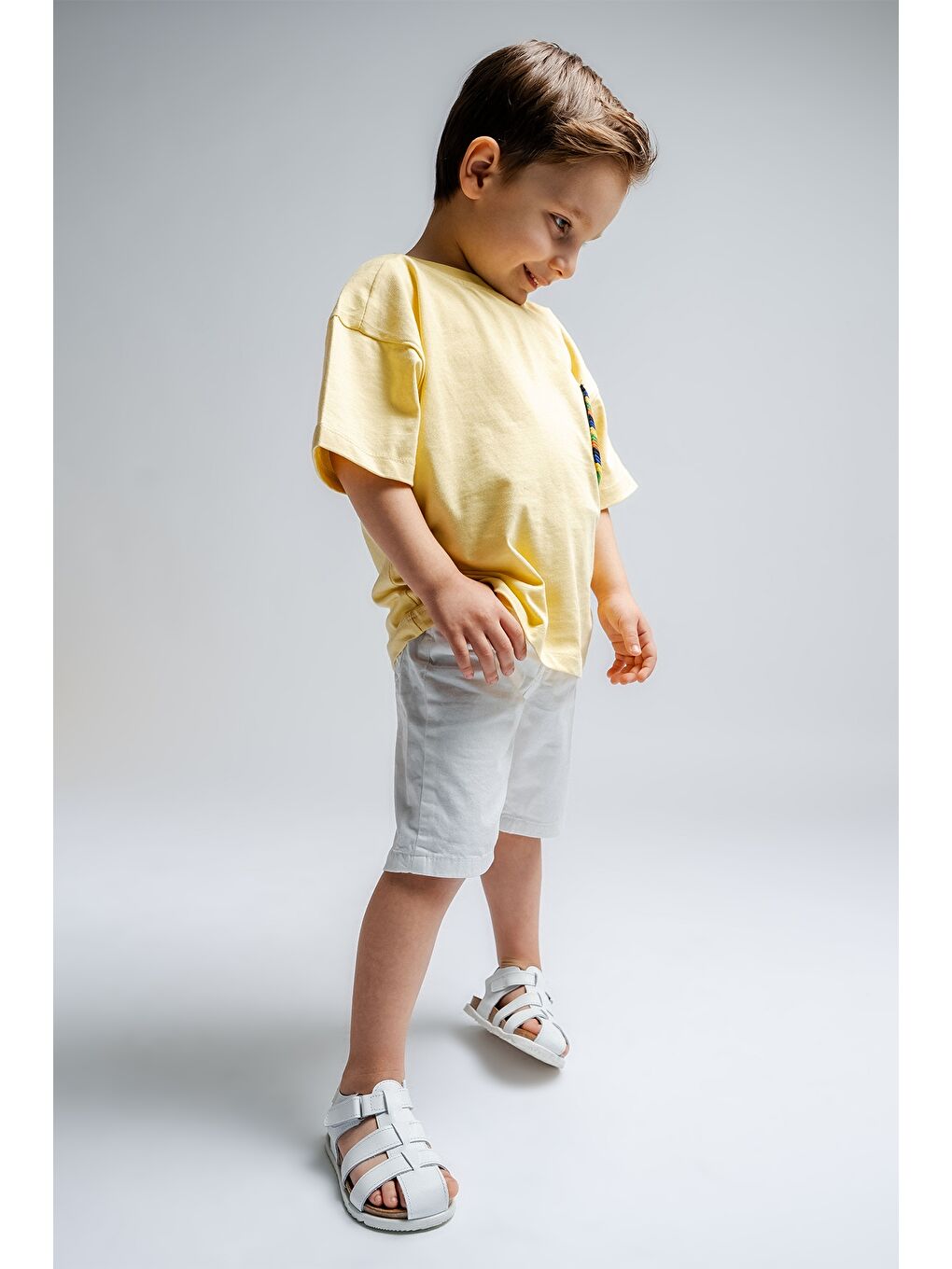 Unisex Çocuk Beyaz Hakiki Deri Mantar Tabanlı Günlük Çocuk Sandalet-1