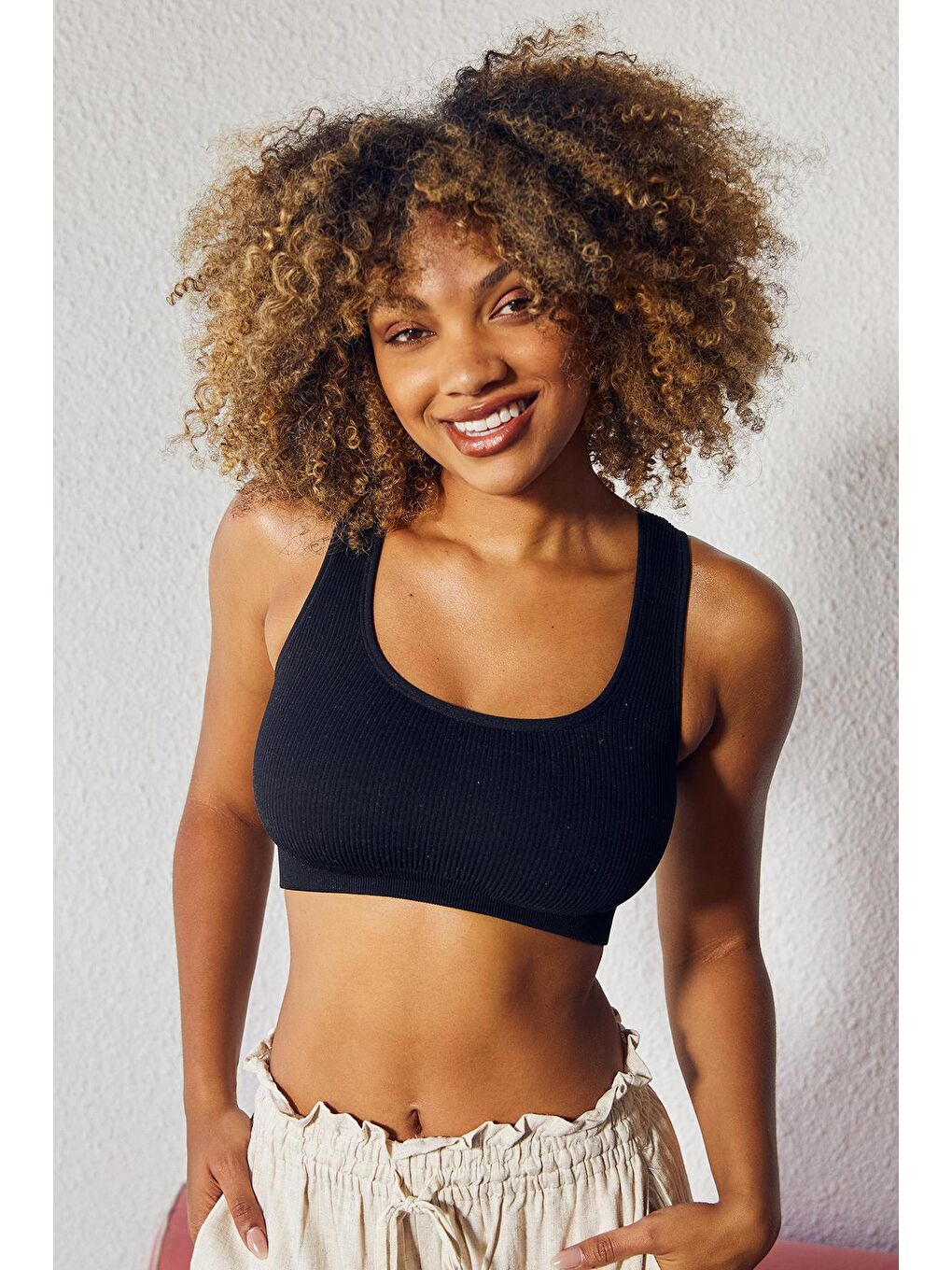 Siyah Askılı Basic Crop Top Bluz Mg1757-1