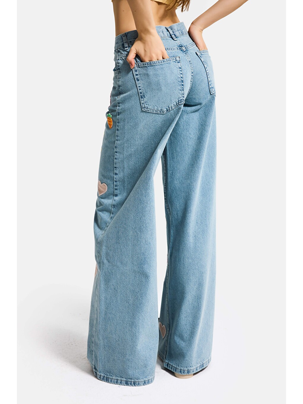 Mavi Kadın Jean Rengi 3s6-32 Straight Fit Obje Nakış Ve İşlemeli Özel Tasarım Denim Jean-1